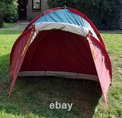 Blacks Teesdale 2 Man Tent With Built In Ground Sheet And Mosquito Netting