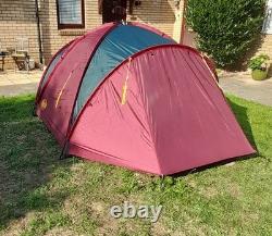 Blacks Teesdale 2 Man Tent With Built In Ground Sheet And Mosquito Netting