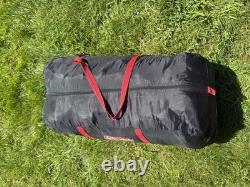Coleman Coastline 4 Deluxe Family Tent 4-Person Tunnel Tent Good Condition