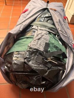 Coleman Mosedale 5-Tent Used Only Twice Excellent Condition