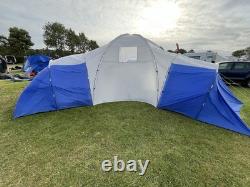 Outsunny Large Camping Tent with 3 Bedroom, Living Area and Porch for 6-9 Man