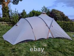 Vaude Badawi Long Large Family Tent 2 x 3 Person. 6 Person
