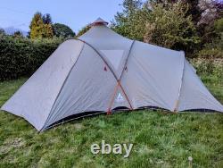 Vaude Badawi Long Large Family Tent 2 x 3 Person. 6 Person