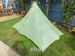 Abri pyramidal ultraléger MLD Duomid pour 2 personnes avec intérieur