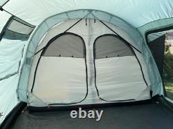 Ensemble de tente tunnel Vango Tigris 800 pour 8 personnes avec véritable empreinte et tapis.