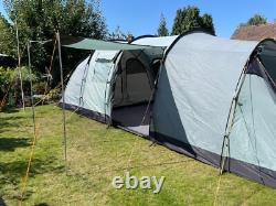 Ensemble de tente tunnel Vango Tigris 800 pour 8 personnes avec véritable empreinte et tapis.