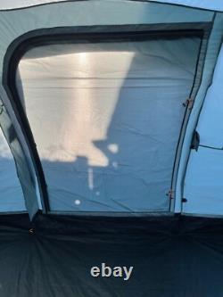Ensemble de tente tunnel Vango Tigris 800 pour 8 personnes avec véritable empreinte et tapis.