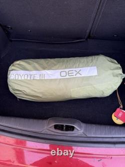 Équipement de camping (ensemble complet) Tente OEX Coyote III, sac de couchage momie + chaises Vango