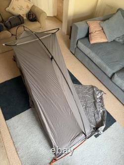 Forclaz 900 tente ultralégère 1,6 kg 1 personne 2 saisons simple paroi 2000 mm grise