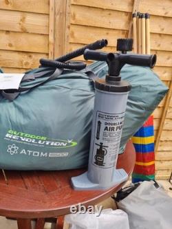 Outdoor Revolution Atom 600, tente tunnel gonflable 6 places, 3 saisons + tous les accessoires
