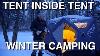 Tente À L’intérieur De La Tente Camping D’hiver