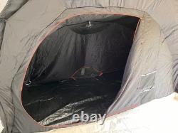 Tente de camping Tunnel Decathlon Arpenaz 4.2 4 personnes Fresh & Black (SANS POMPE)