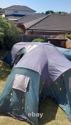 Tente de famille grande capacité pour 12 personnes avec plusieurs chambres et un espace de vie spacieux