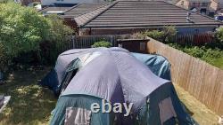 Tente de famille grande capacité pour 12 personnes avec plusieurs chambres et un espace de vie spacieux