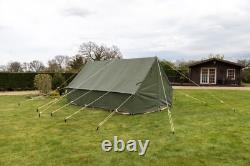 Tente de patrouille 14' x 14' vert olive 44 kg et peut accueillir plus de 10 personnes