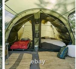 Tente familiale Vango Icarus 500 Deluxe pour jusqu’à 5 personnes, 4K HH, prix conseillé 460 £ - UNE DÉCHIRURE