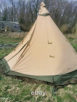 Tentipi Varrie 7 c/p. Tente tipi en toile pour 7 personnes. Lavvu