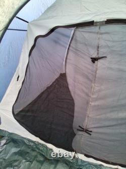 Vango Venture 500 grande tente dôme familiale pour 5 personnes. Double chambre et porche Vango Venture 500 grande tente dôme familiale pour 5 personnes. Double chambre et porche